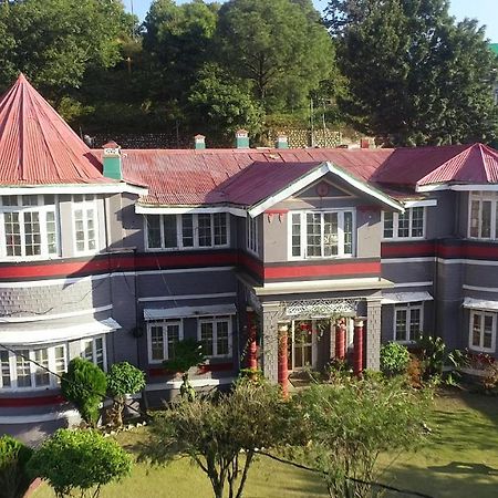 Solan Retreat Acomodação com café da manhã Exterior foto